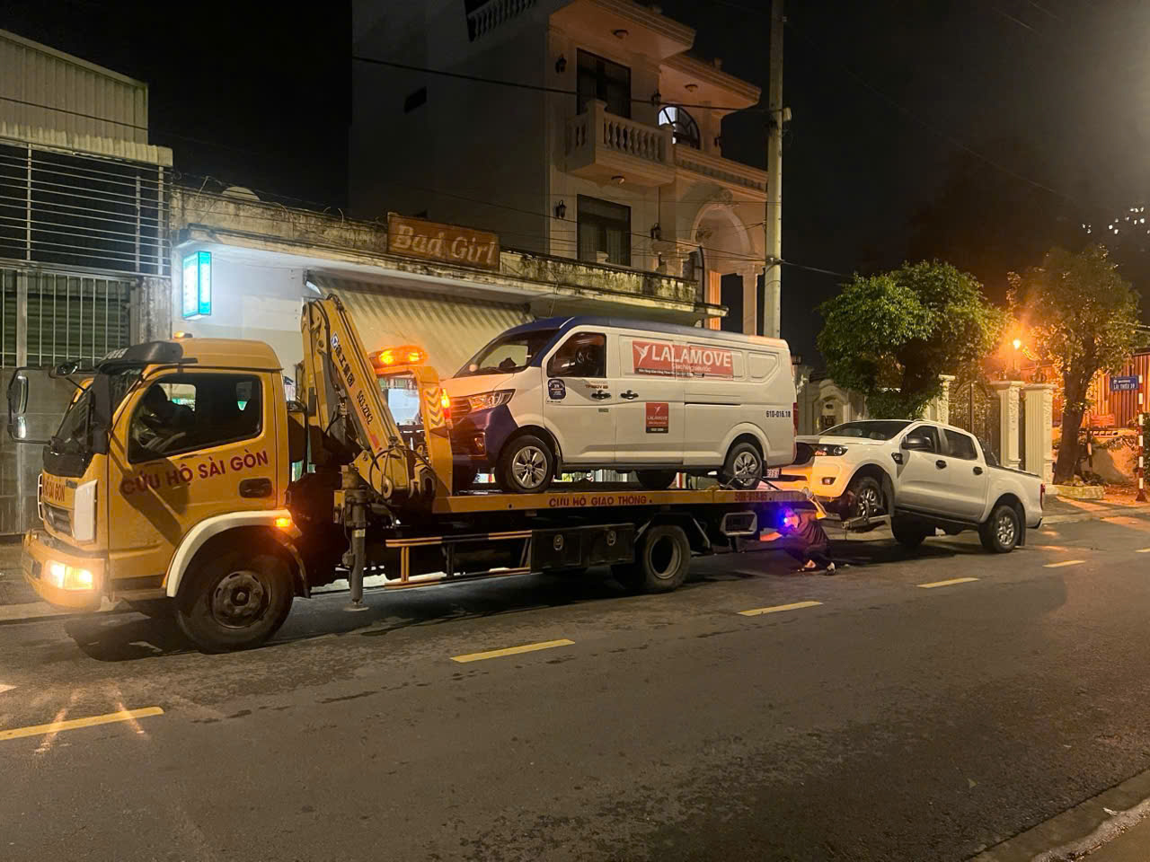 CỨU HỘ Ô TÔ - CỨU HỘ GIAO THÔNG 24/7